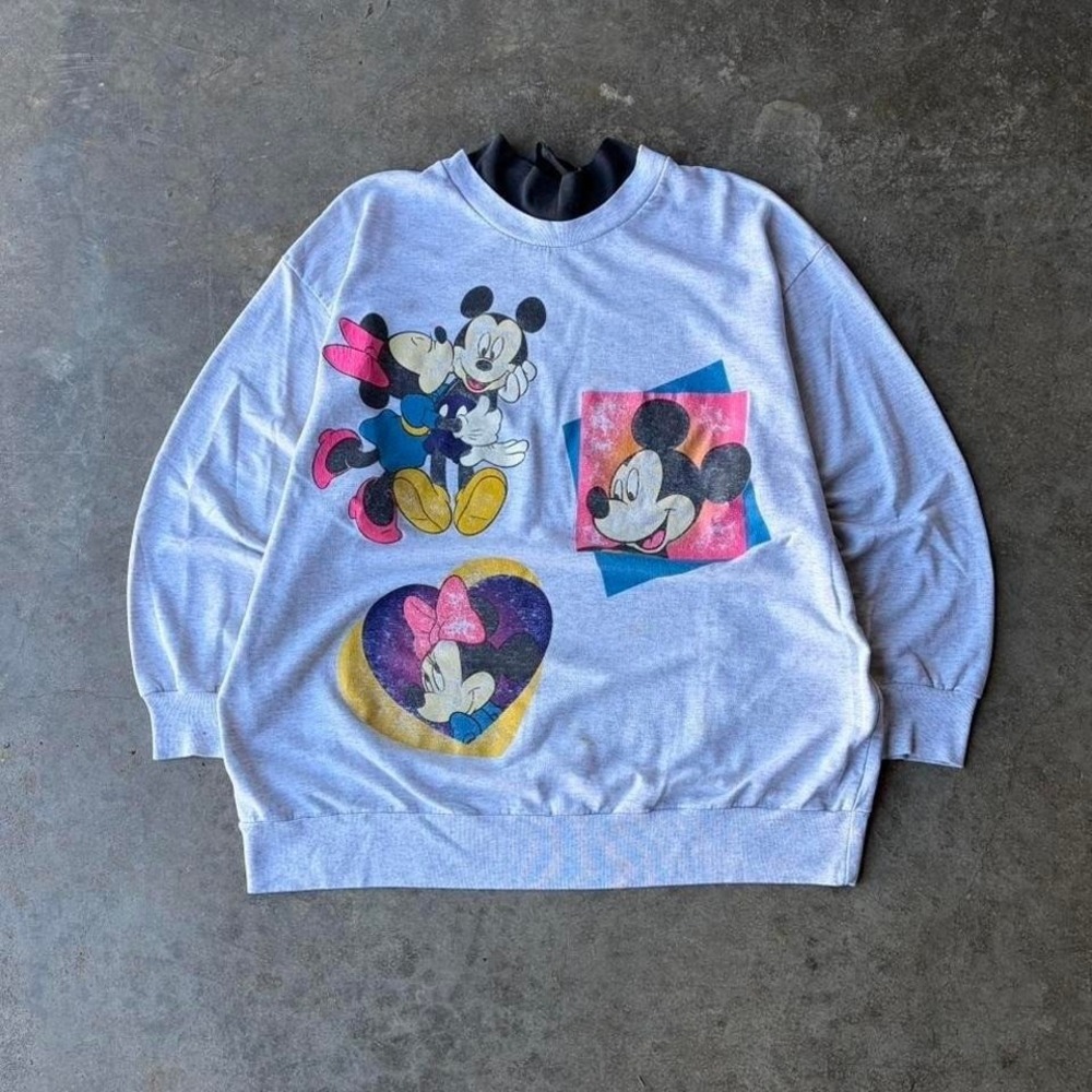 90s mickey mouse aop sweater